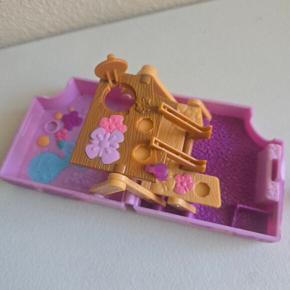 Littlest Pet Shop Teeniest Tiniest Teensies Popping Hamster House + 3 Figures - Picture 9 of 12